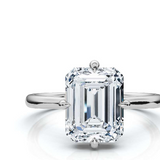 The Juno Emerald Solitaire